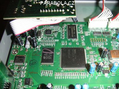 AzBox ST 710 USB - malý, chytrý, levný, kombinovaný